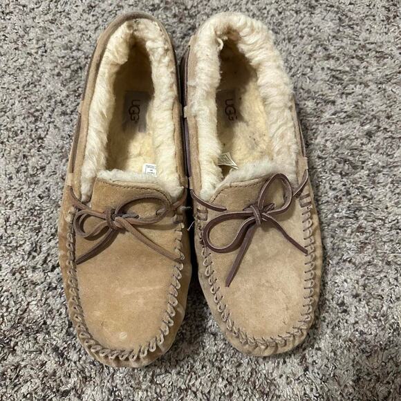 Ugg slippers womens - Picture 1 of 8